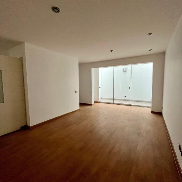 Departamento en alquiler en San Borja