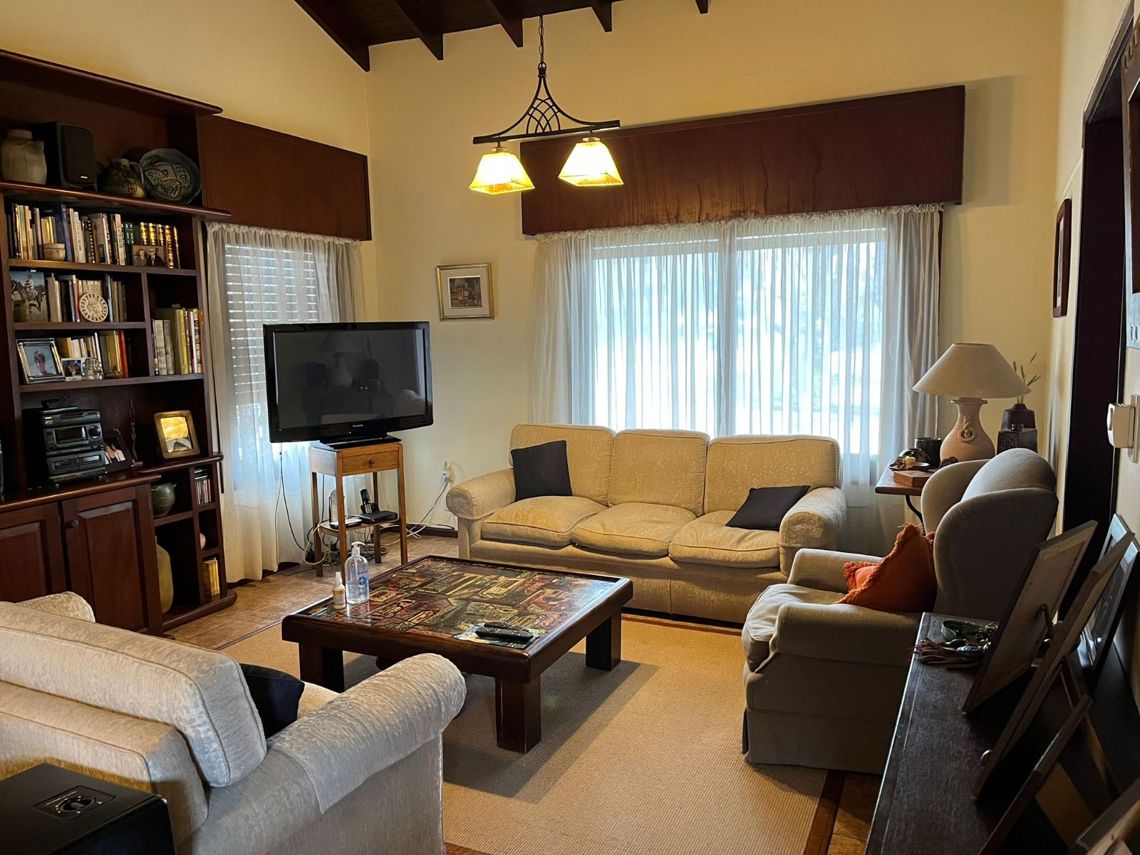 Venta casa excelente calidad 3 dormitorios Trinidad Flores