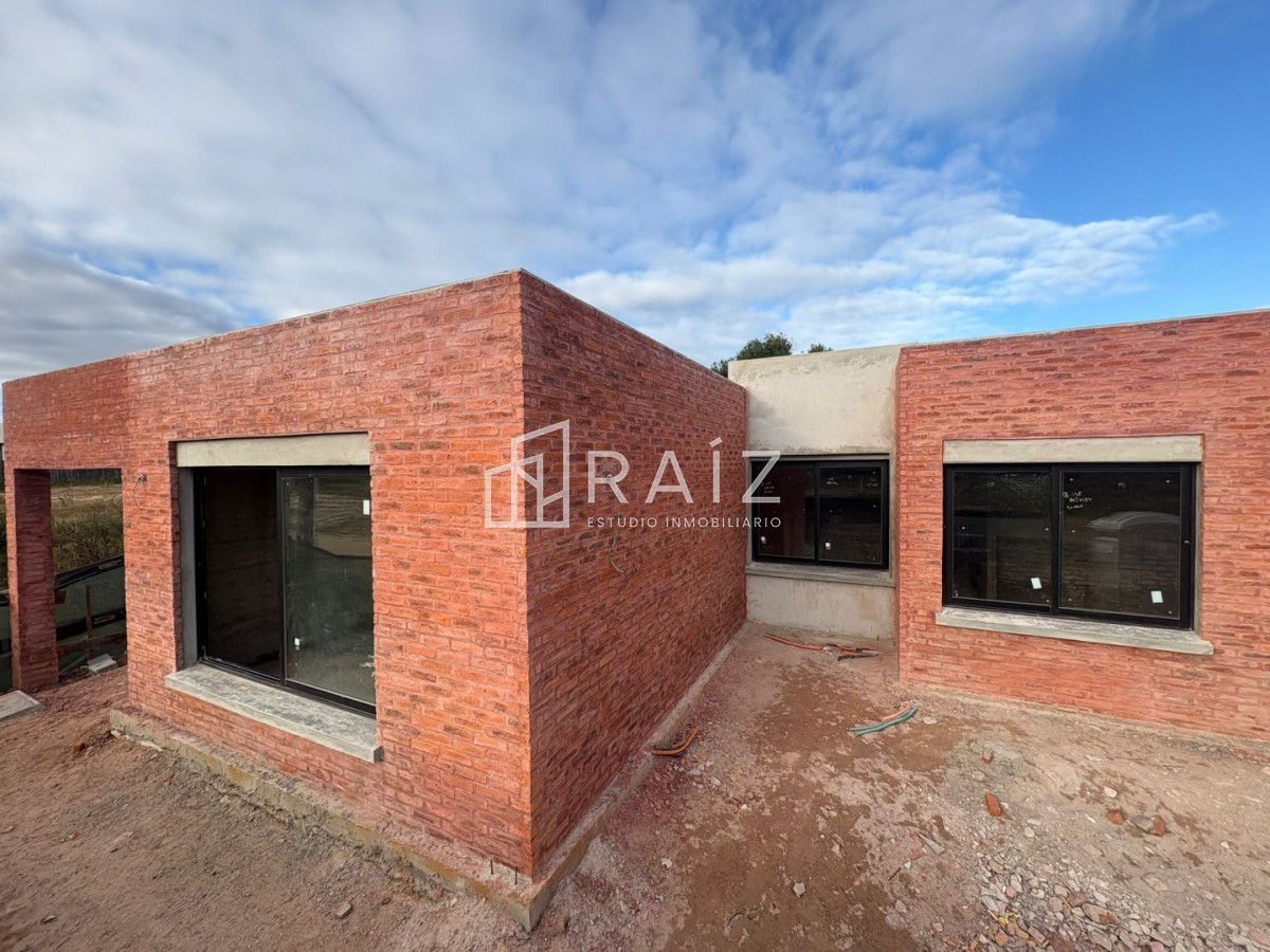 Venta casa 2 dormitorios a estrenar Pinares