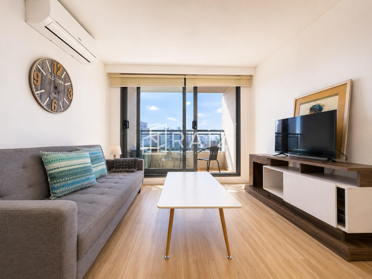 Alquiler anual o venta Apartamento de 2 Dormitorios, Playa Brava, Punta del Este