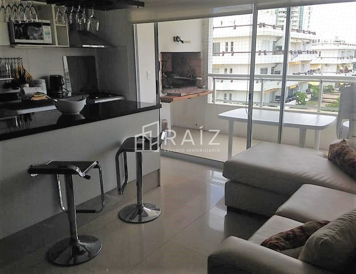 APARTAMENTO EN ALQUILER ANUAL