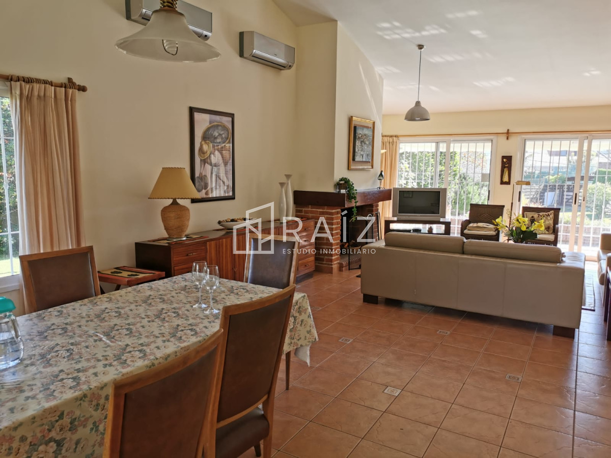 Casa en alquiler en Playa Mansa