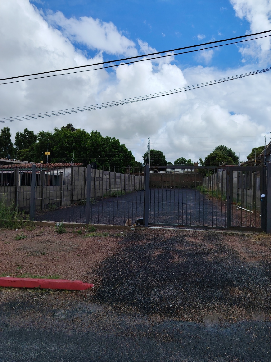 Terreno en alquiler de 400m2 ubicado en Shangrilá · Foto 11