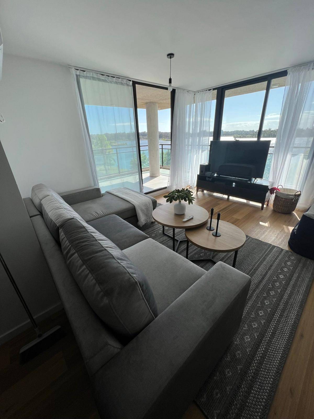 Apartamento en alquiler con cochera en Shangrilá · Foto 3