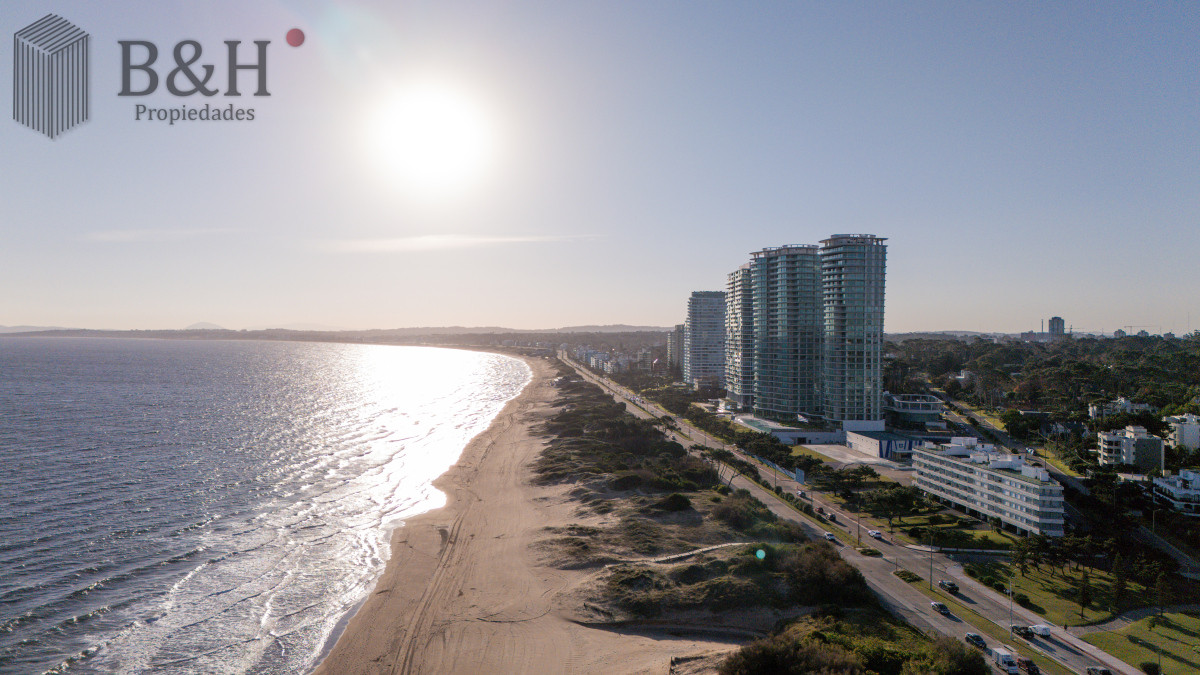 Apartamento de 3 dormitorios a la venta y en alquiler anual - Punta del Este · Foto 8