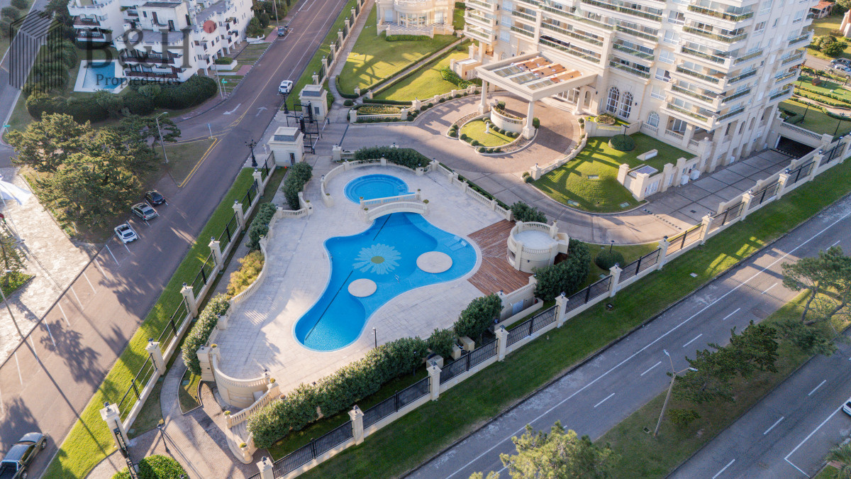 Apartamento de 3 dormitorios a la venta y en alquiler anual - Punta del Este · Foto 9