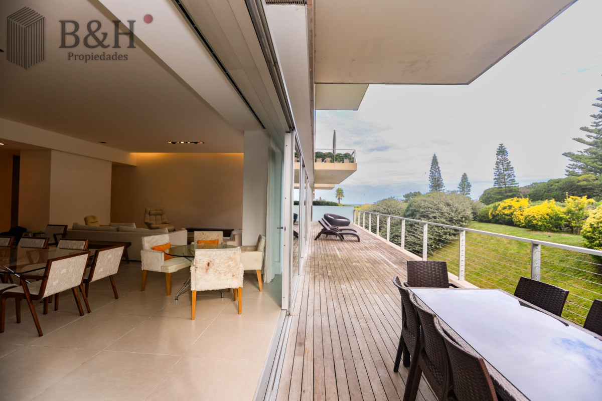 Apartamento en venta en Playa Brava