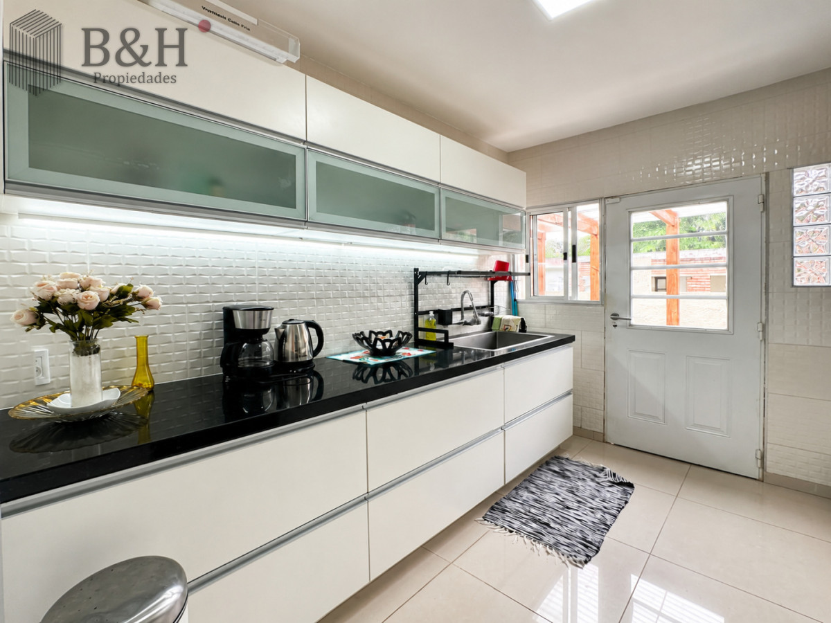 Casa 4 dormitorios alquiler anual Pinares · Foto 9