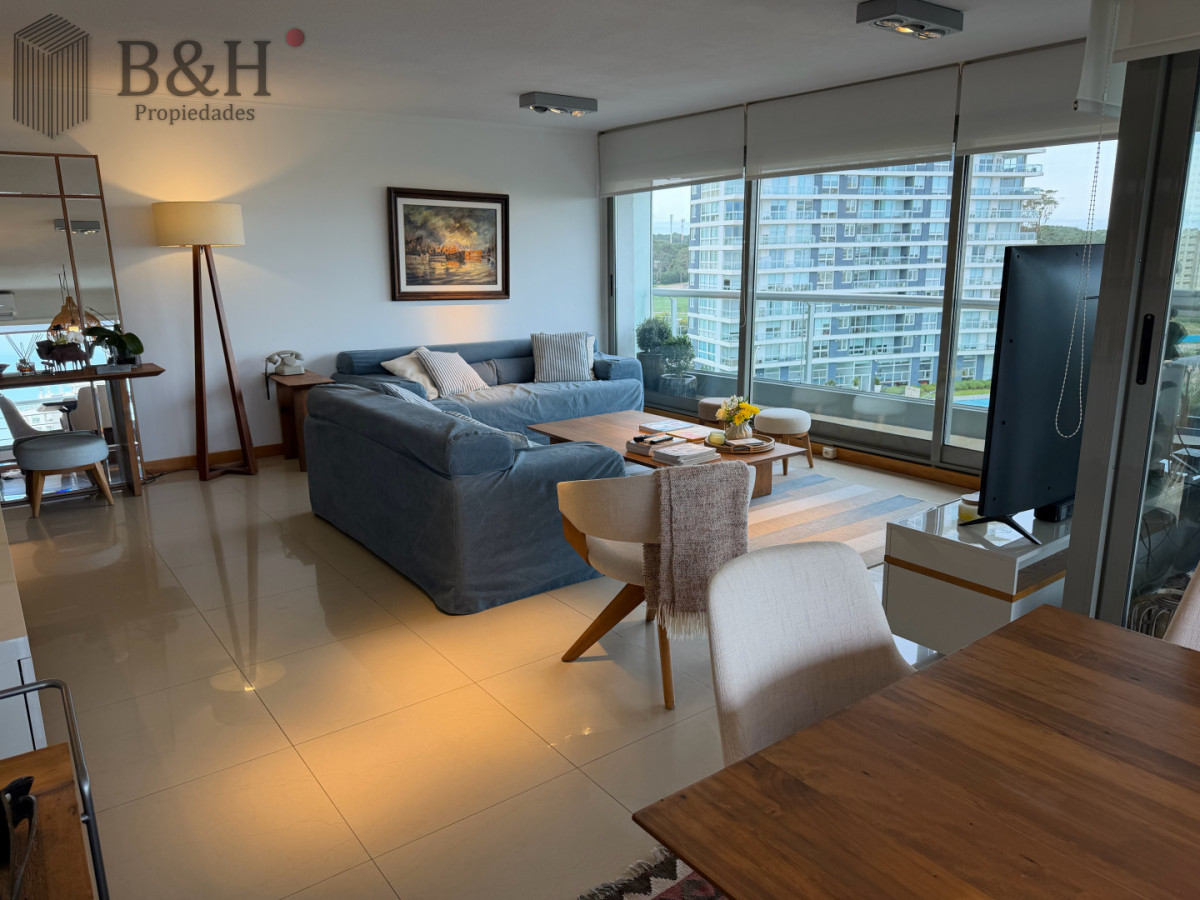Apartamento de 3 dormitorios en venta y alquiler, brava, zona Roosevelt. Punta del Este.