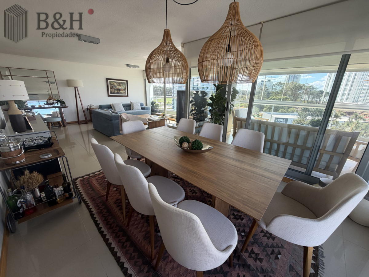 Apartamento 3 Dormitorios Avenida Roosevelt Punta del Este Cochera · Foto 9