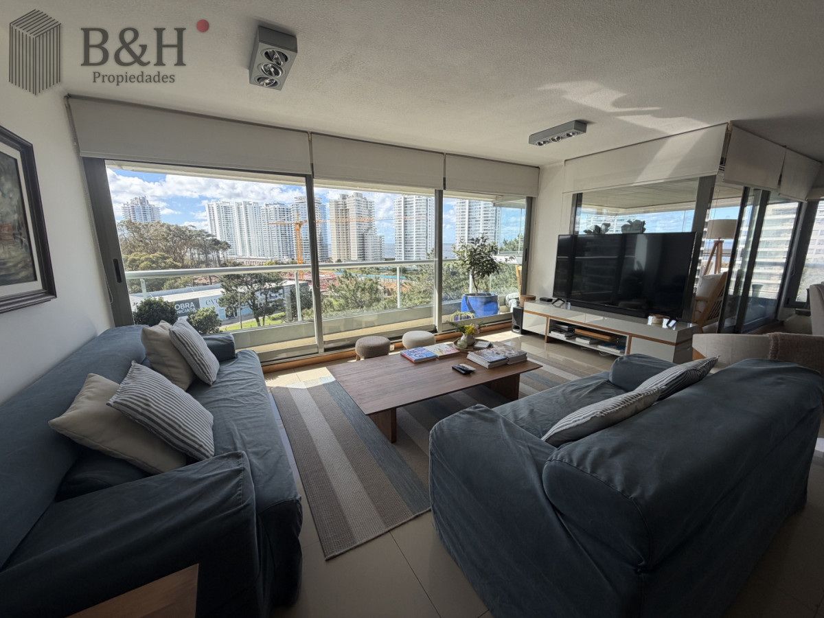Apartamento 3 Dormitorios Avenida Roosevelt Punta del Este Cochera · Foto 6