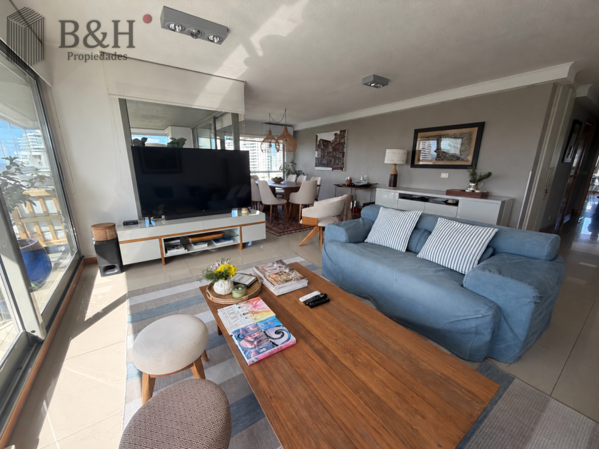 Apartamento 3 Dormitorios Avenida Roosevelt Punta del Este Cochera · Foto 7