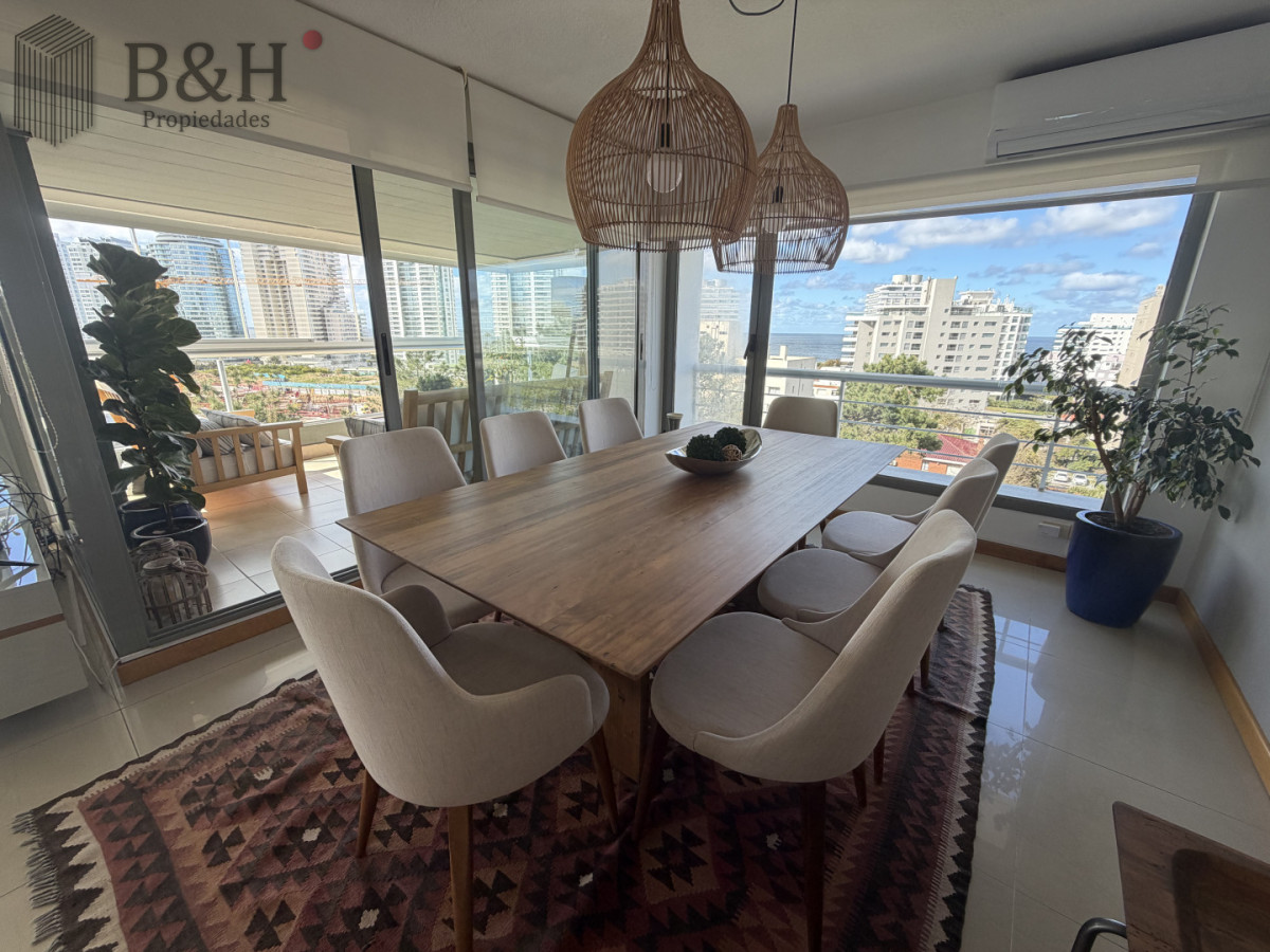 Apartamento 3 Dormitorios Avenida Roosevelt Punta del Este Cochera · Foto 8