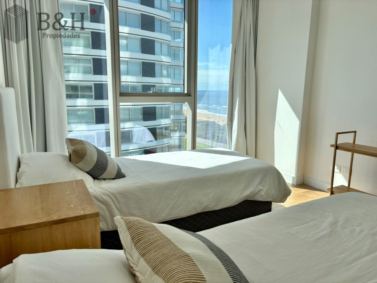 Trump Tower Punta del Este | Venta & Alquiler Anual | 2 Suites · Foto 9
