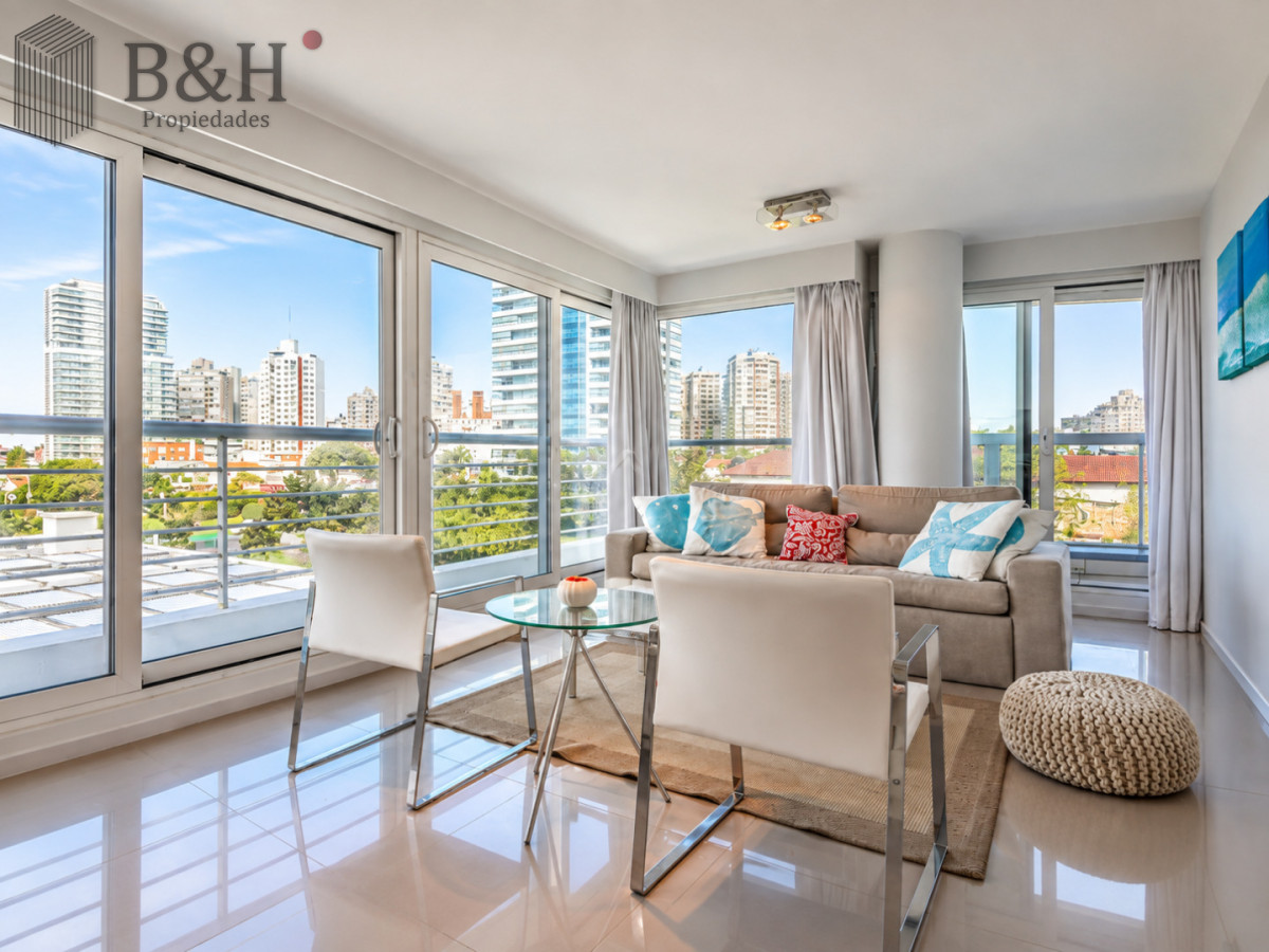 Moderno Apartamento de 1 Dormitorio en Suite a pasos del mar. Playa Mansa, Punta del Este · Foto 2