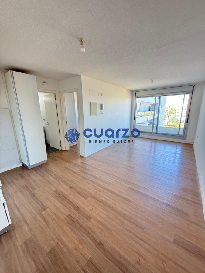 Venta Apartamento con renta. Entrega inicial y saldo en cuotas. 1 dormitorio.