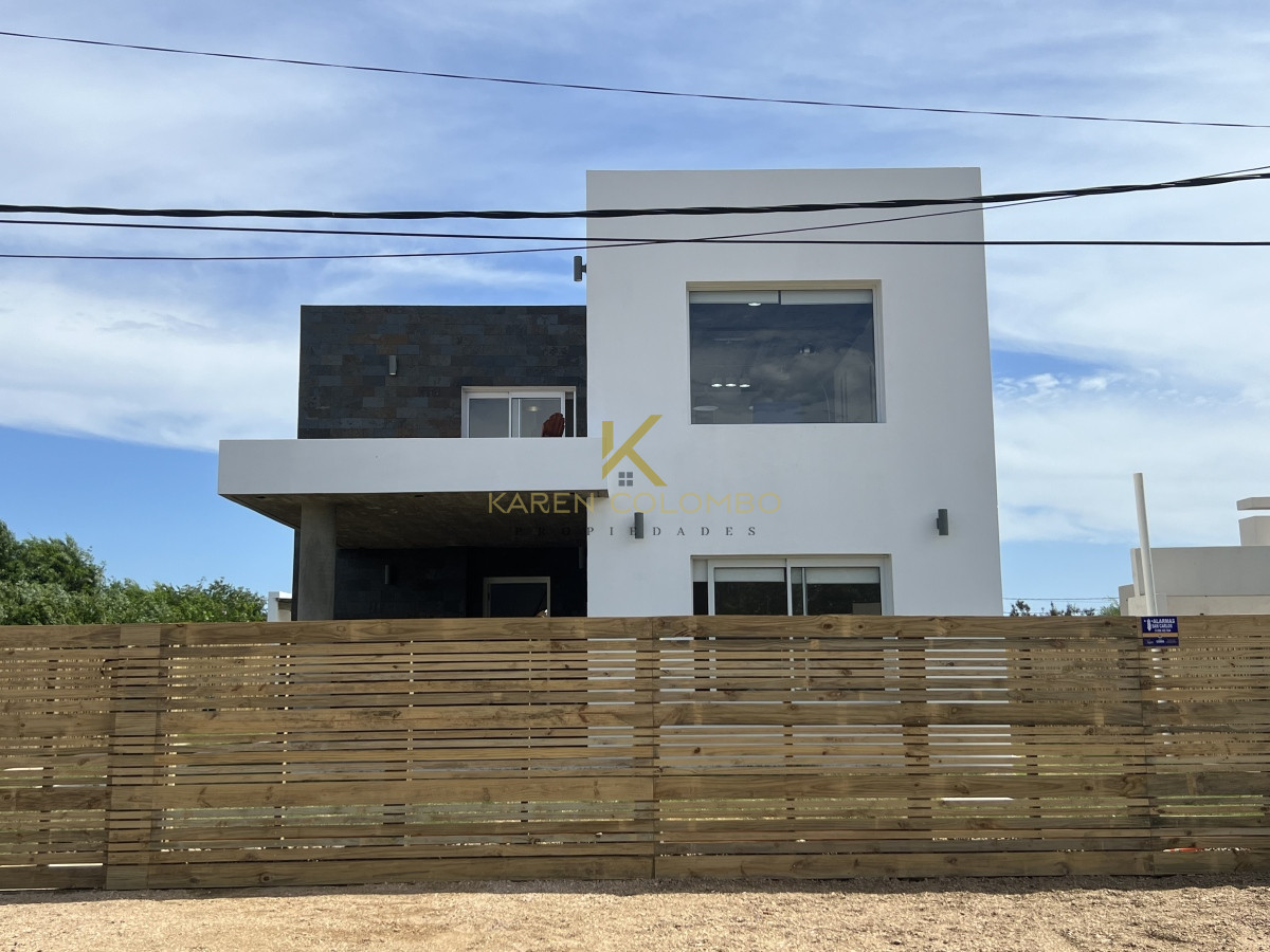 Casa en venta en Balneario Buenos Aires