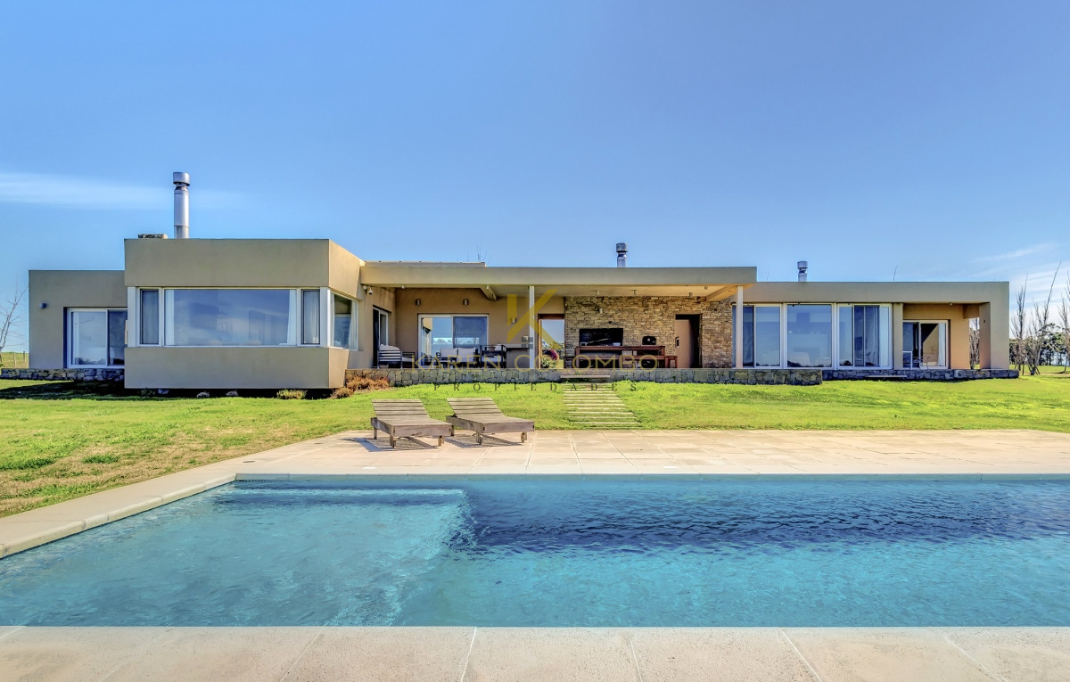 Casa en venta en Laguna de los Cisnes