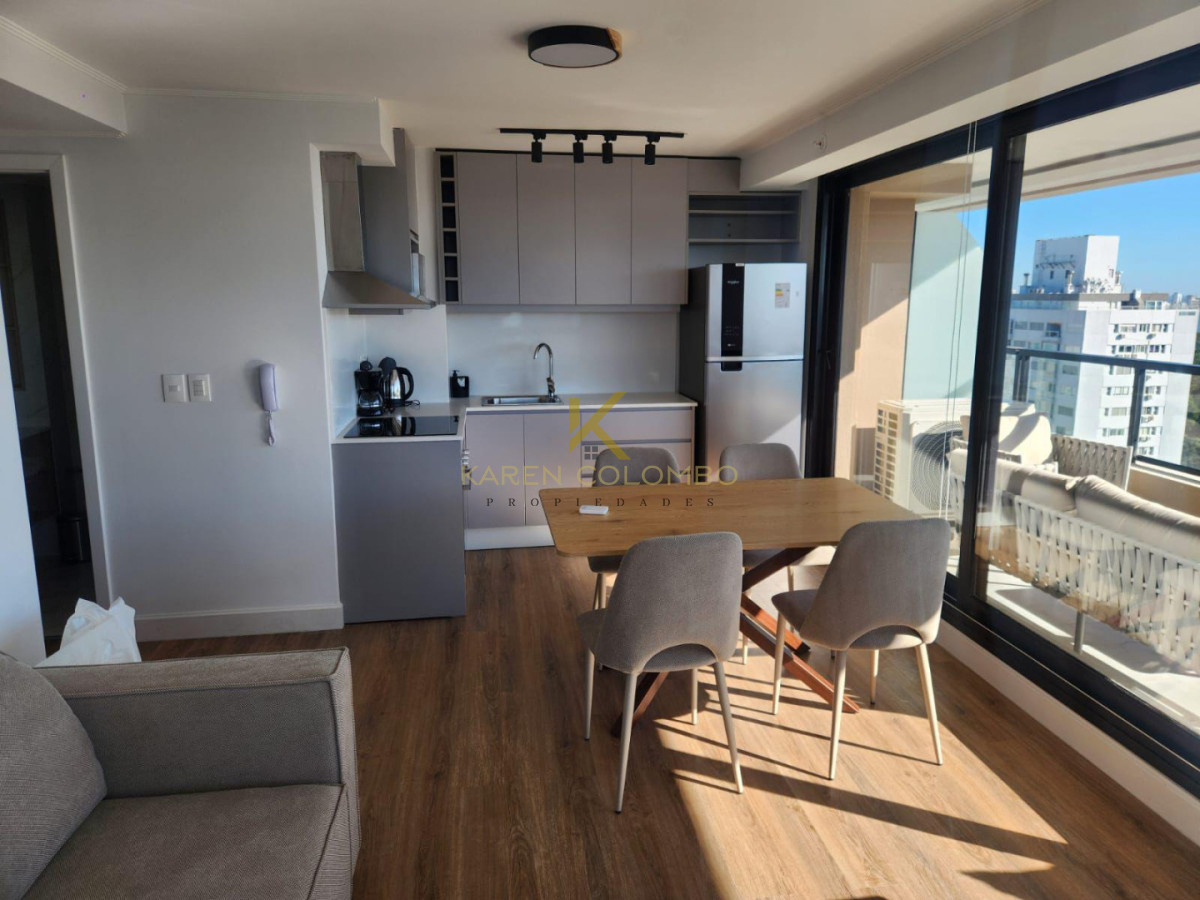 Apartamento de 2 dormitorios sobre Roosevelt · Foto 4