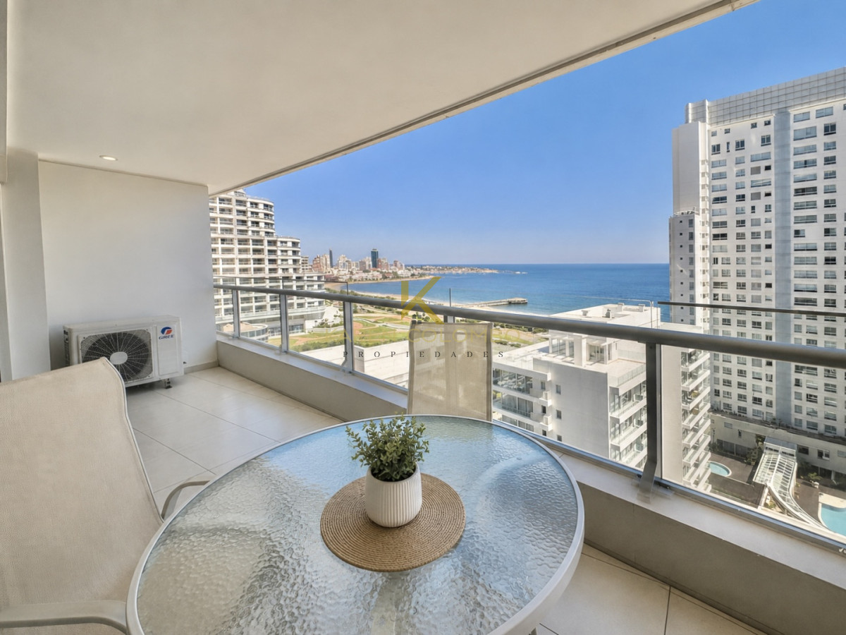 Alquiler Anual Seasons Tower-2 dormitorios con vista al mar-Playa Mansa