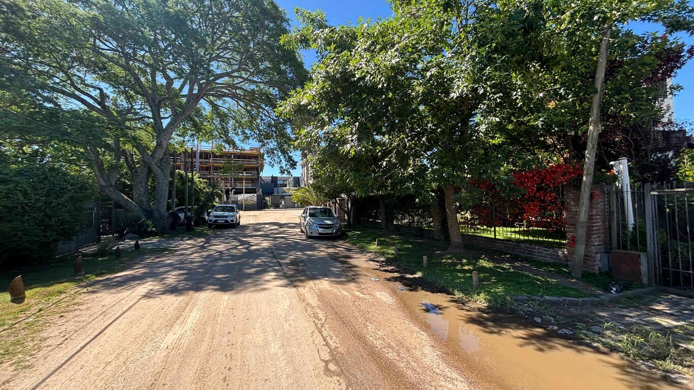 ESTRENÁ CON GRAN JARDÍN · Photo 3