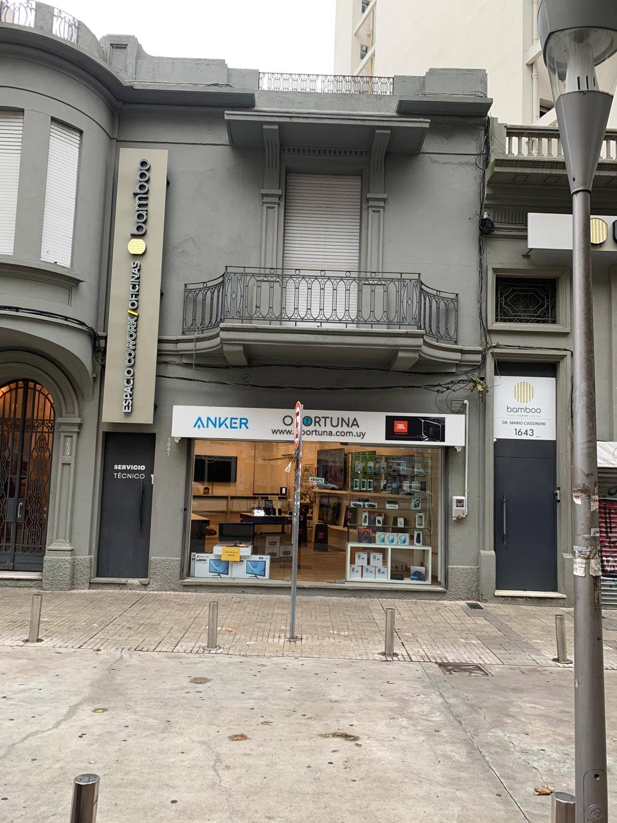 Local Comercial en alquiler ubicado en Tres Cruces