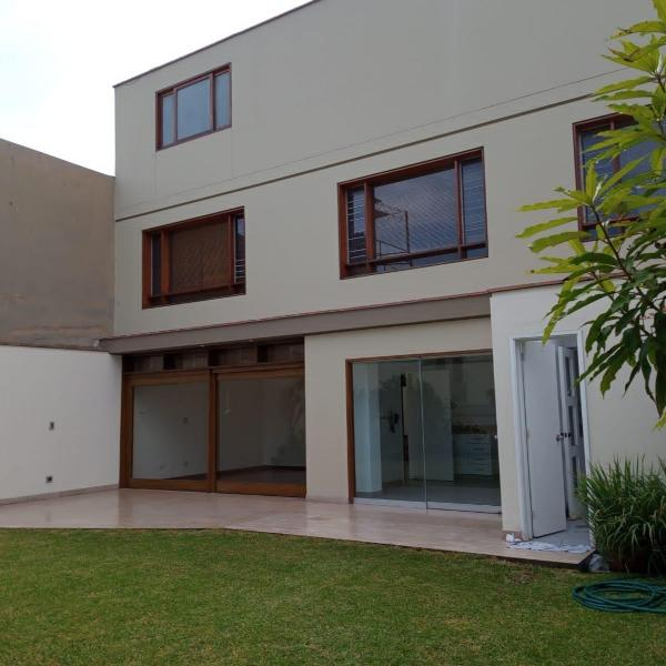 Casa en alquiler en San Isidro