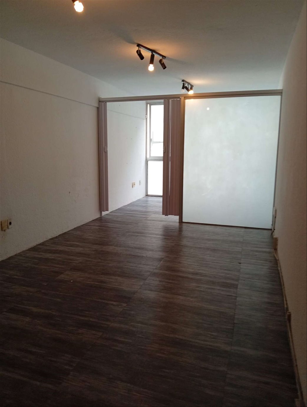 Apartamento  piso medio en el centro de ciudad vieja