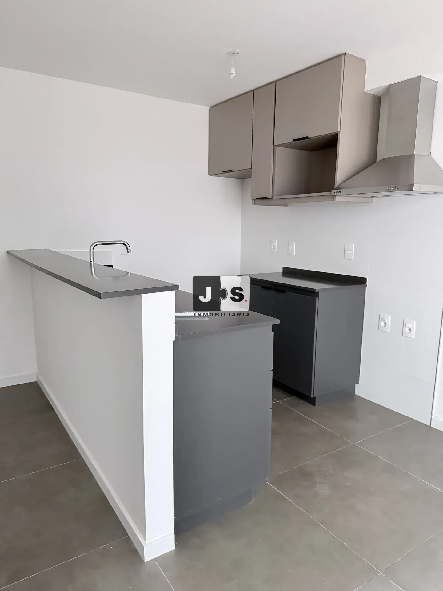 Alquilo Apartamento 1 dormitorio a estrenar con garaje Punta Carretas · Foto 3