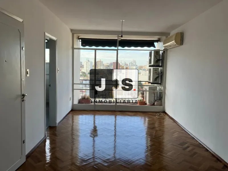 Alquilo apartamento dos dormitorios en Pocitos