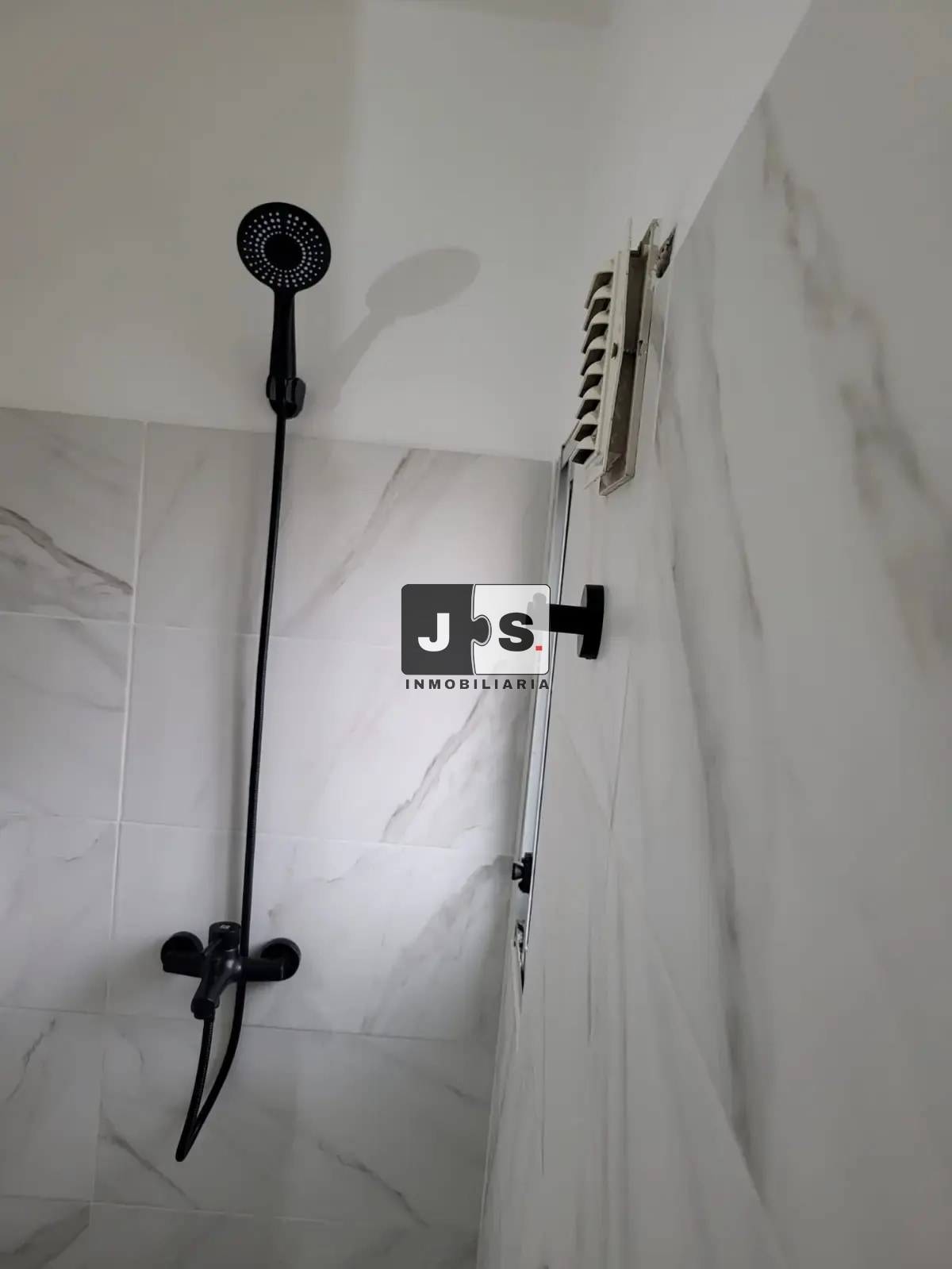 Alquiler apartamento un dormitorio en Ciudad vieja con cochera · Foto 9