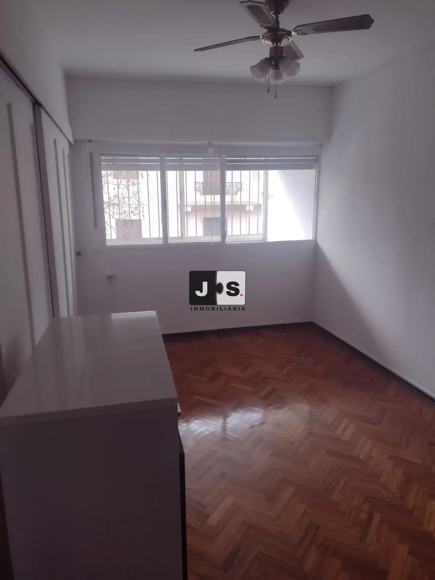 Alquilo apartamento 1 dormitorio c/balcón Barrio Sur · Foto 12