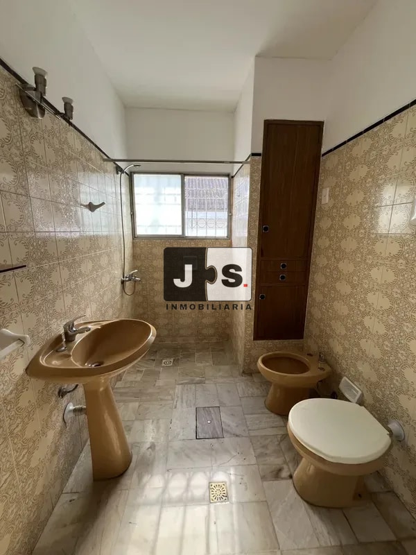 Alquiler casa 4 dormitorios en Sayago con cochera · Foto 10