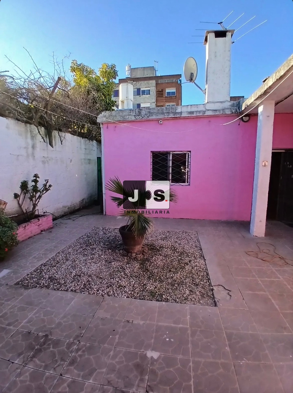 Casa en alquiler c/ cochera en Las Piedras · Foto 3