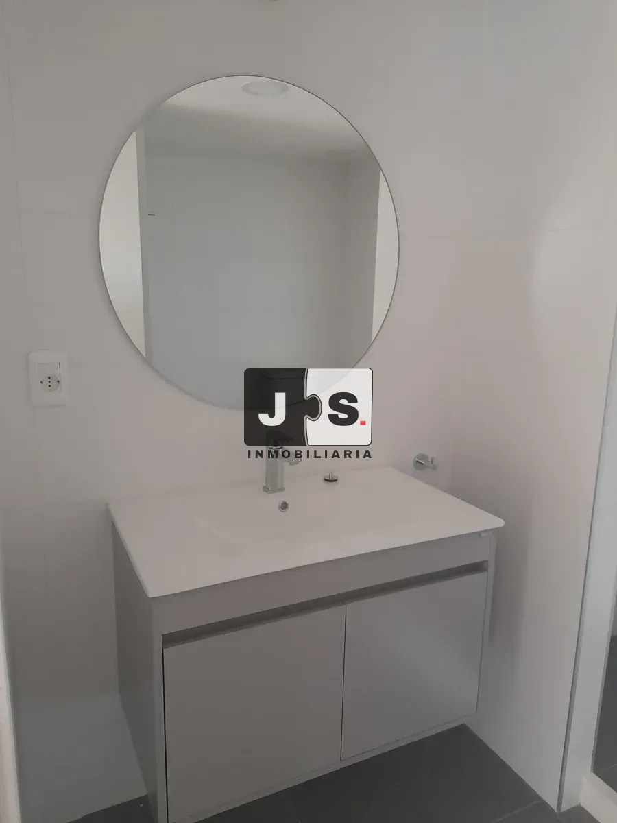 Alquiler de apartamento de 2 dormitorios en Tres Cruces c/cochera · Foto 11