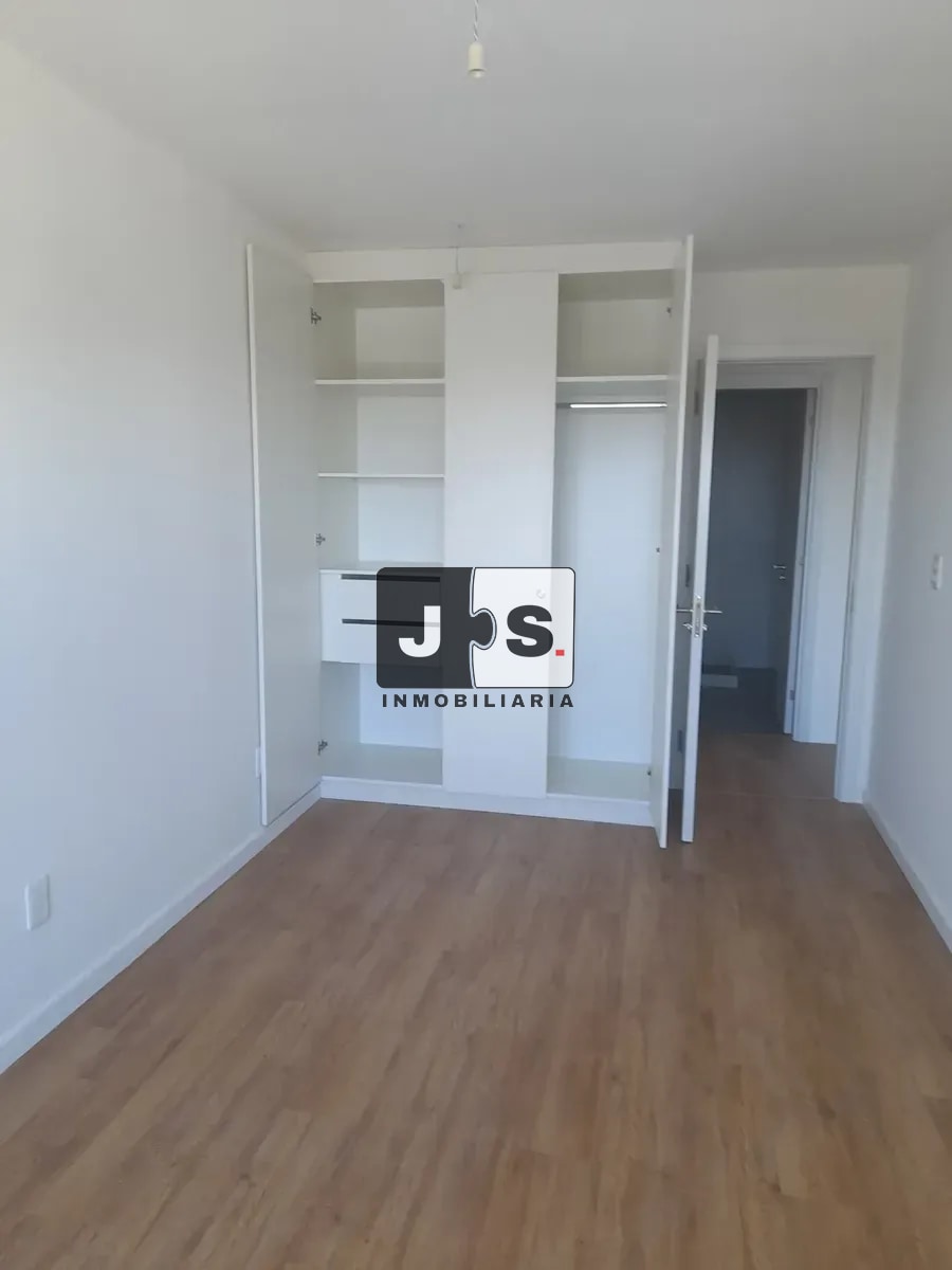 Alquiler de apartamento de 2 dormitorios en Tres Cruces c/cochera · Foto 10