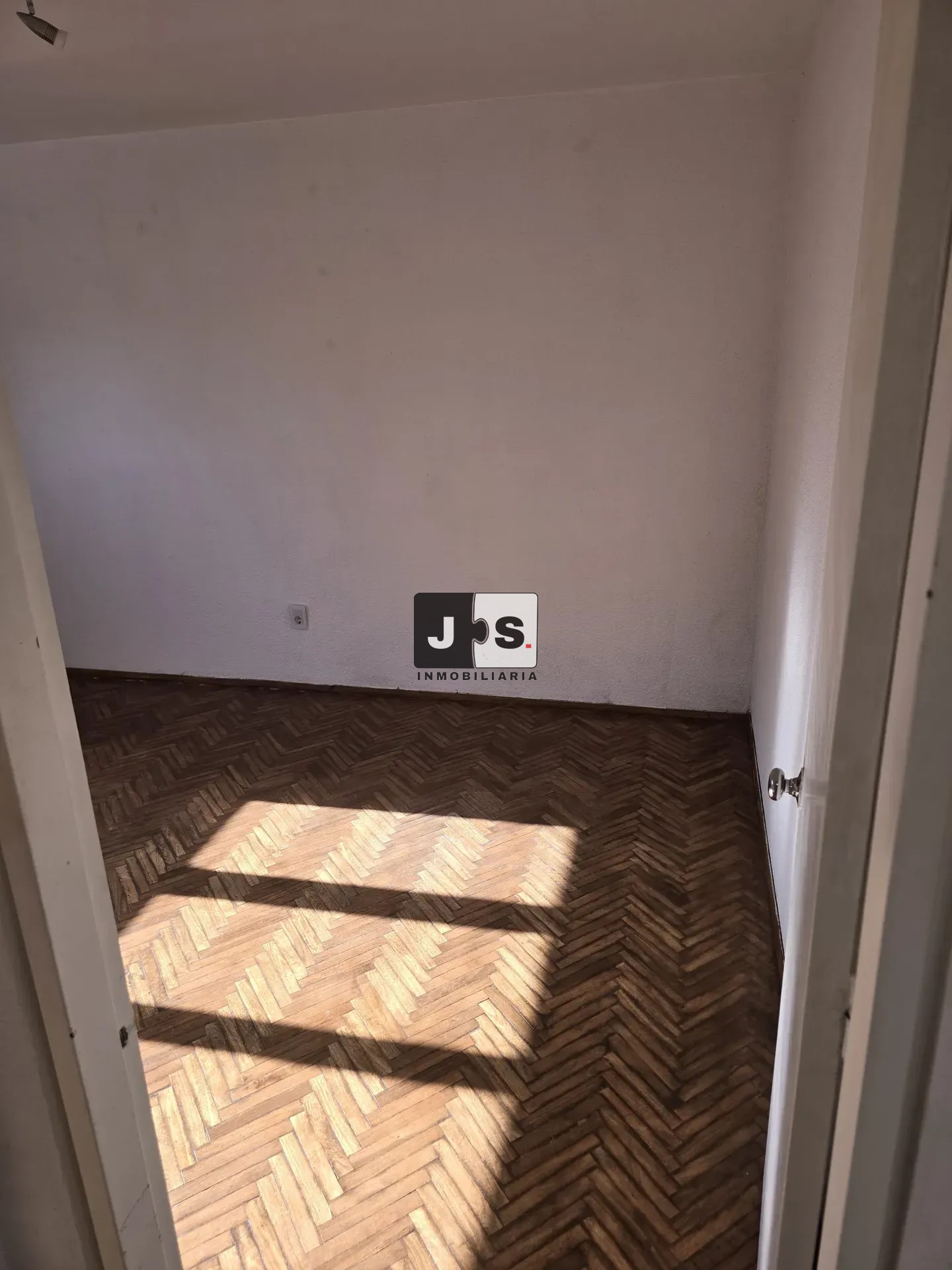 Alquilo Apartamento 3 dormitorio con cochera para 2 autos Aguada · Foto 9