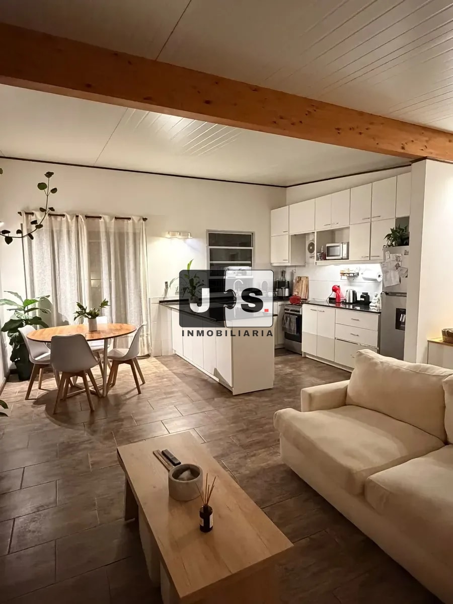 Alquiler de casa de 2 dormitorios en Solymar c/cochera · Foto 3