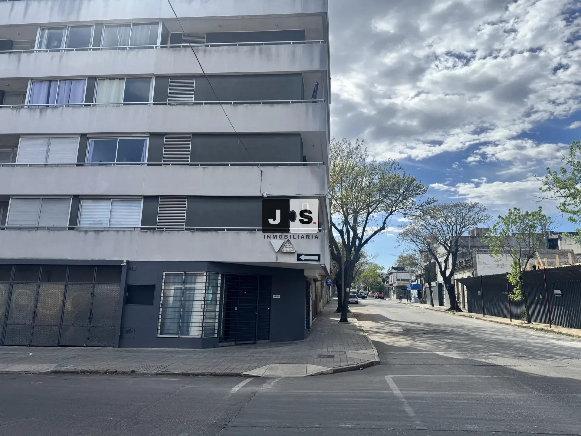 Alquilo Apartamento 1 domitorio Tres Cruces con cochera · Foto 12
