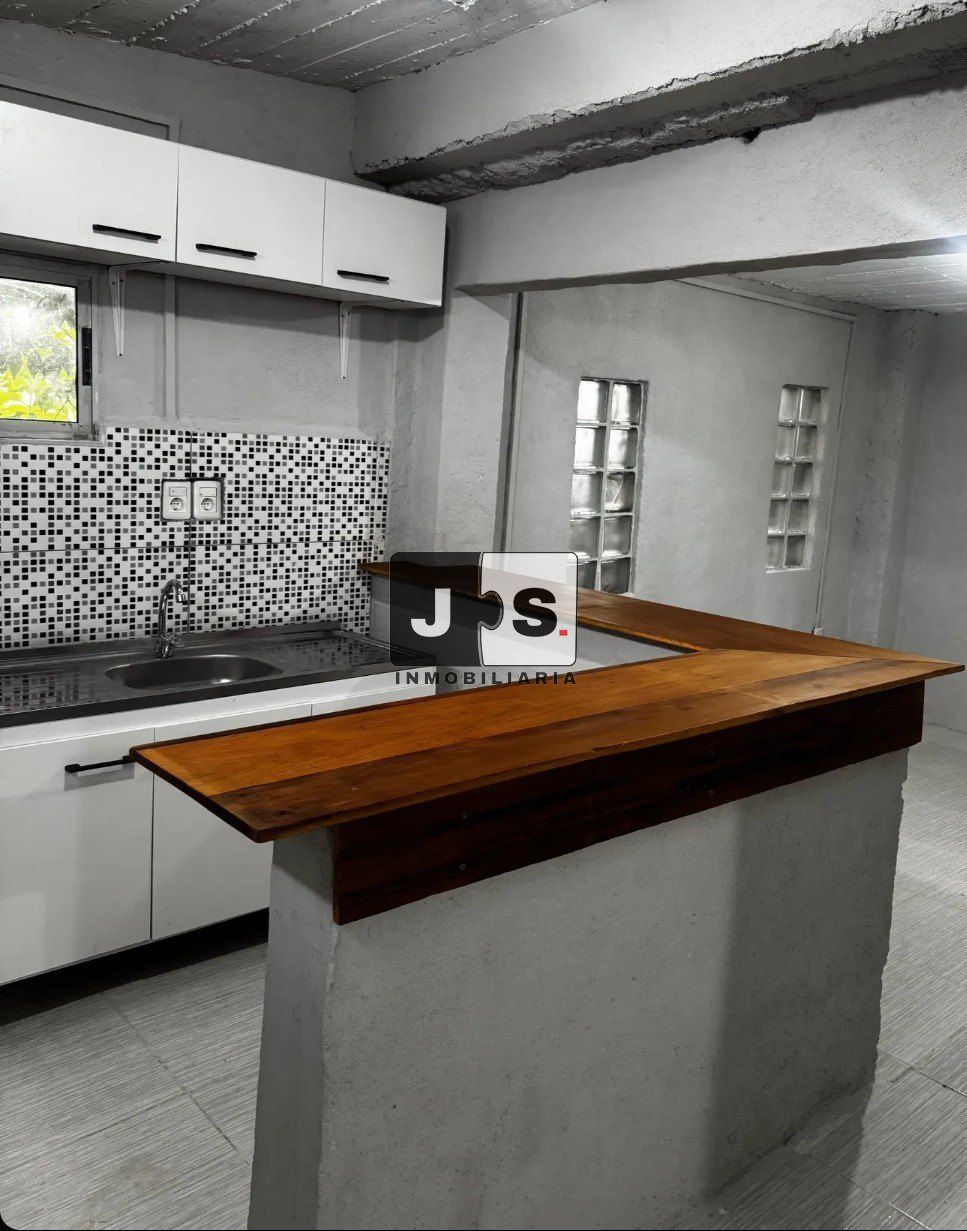 Casa en alquiler c/ cochera en La Paz · Foto 1