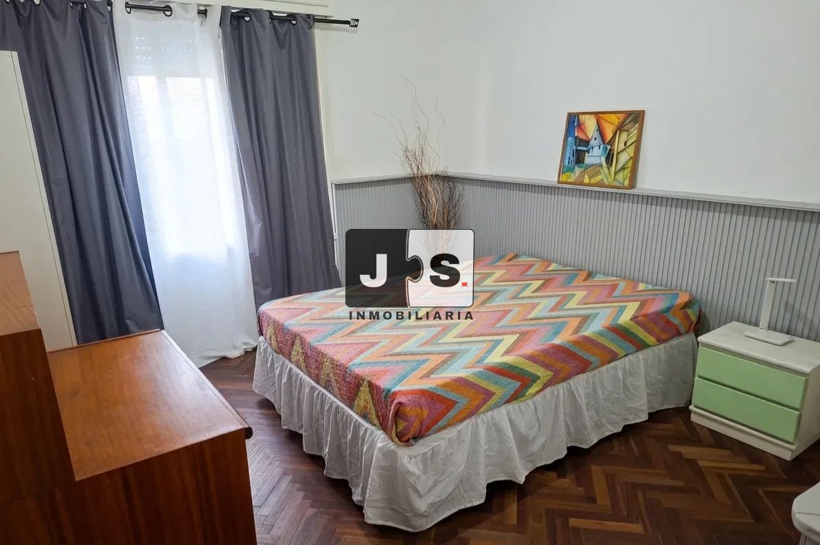 Alquilo Apartamento 4 dormitorios 2 baños La Comercial · Foto 2