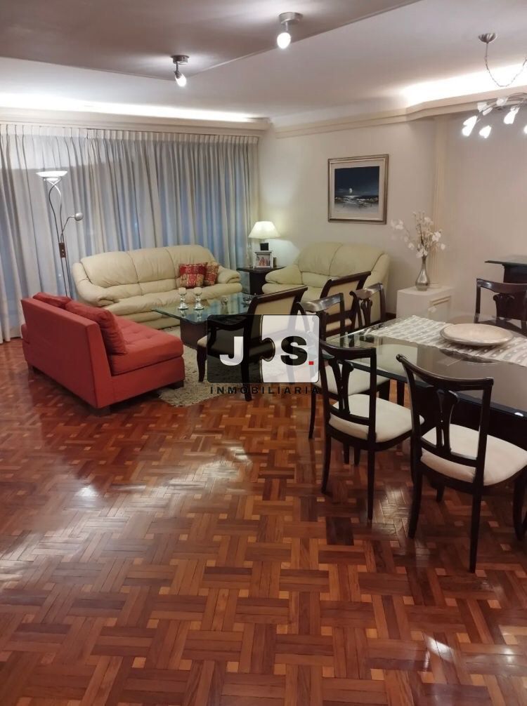 Alquiler Apartamento Amoblado 3 Dormitorios   con cochera Pocitos