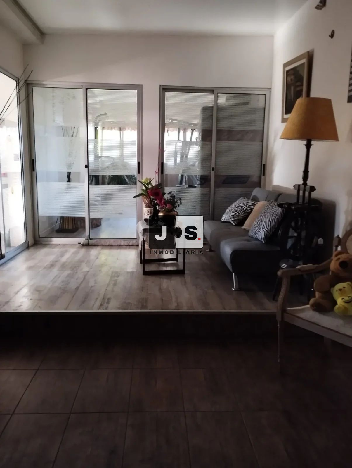 Vendo Casa 3 dormitorios en Cerrito con cochera