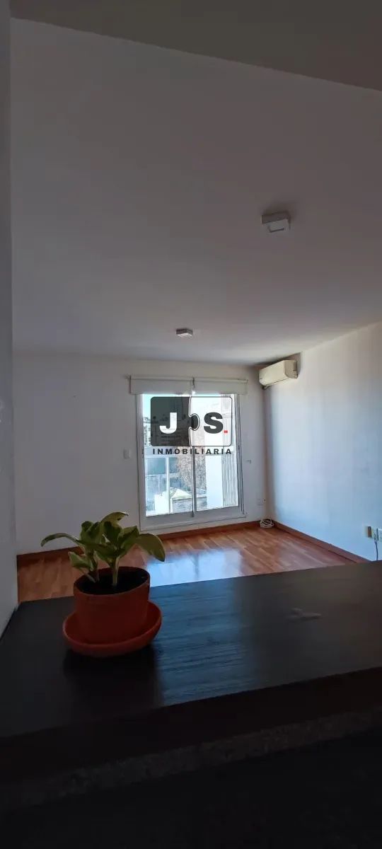 Alquilo Apartamento 2 dormitorios Cordón · Foto 8