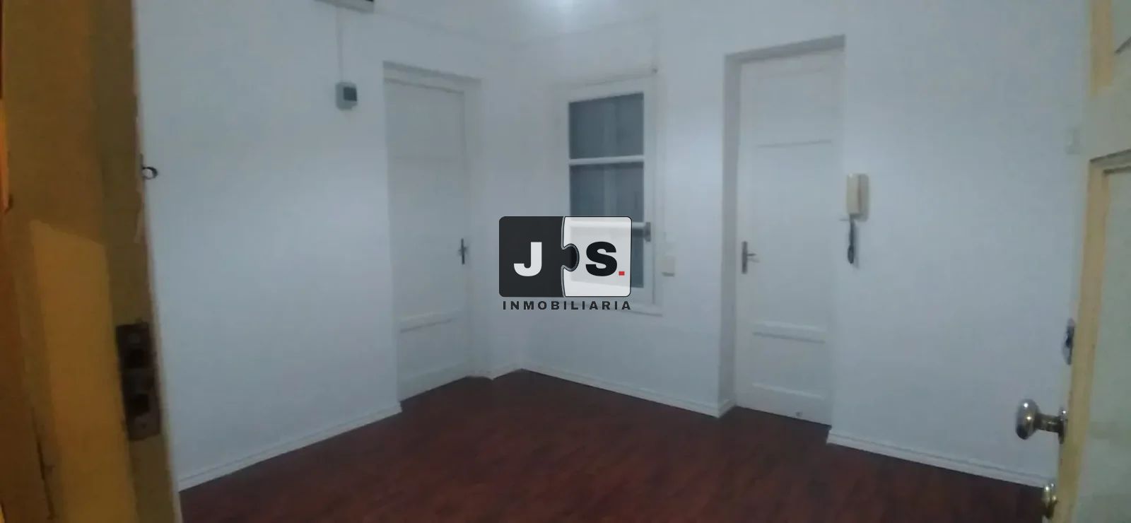 Alquilo apartamento 1 dormitorio con patio Centro · Foto 7
