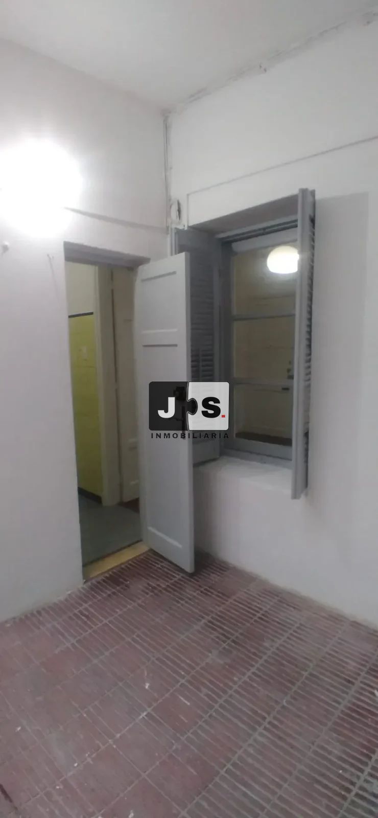 Alquilo apartamento 1 dormitorio con patio Centro · Foto 5
