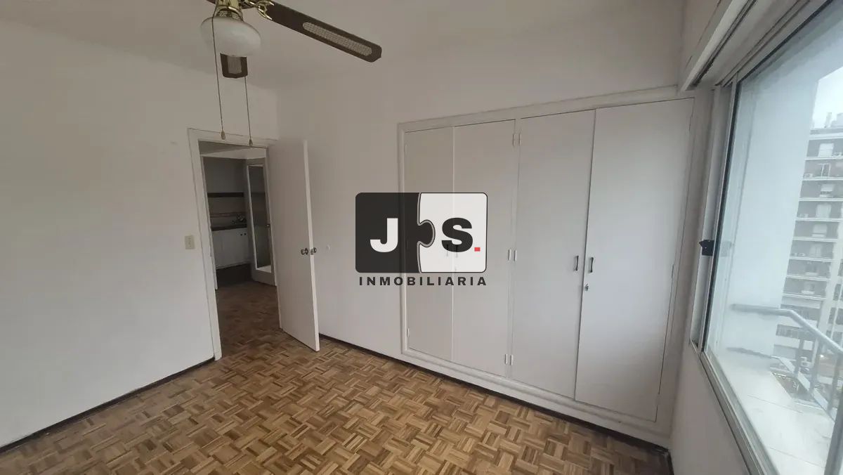 Alquiler de apartamento de 1 dormitorios en el Centro · Foto 9