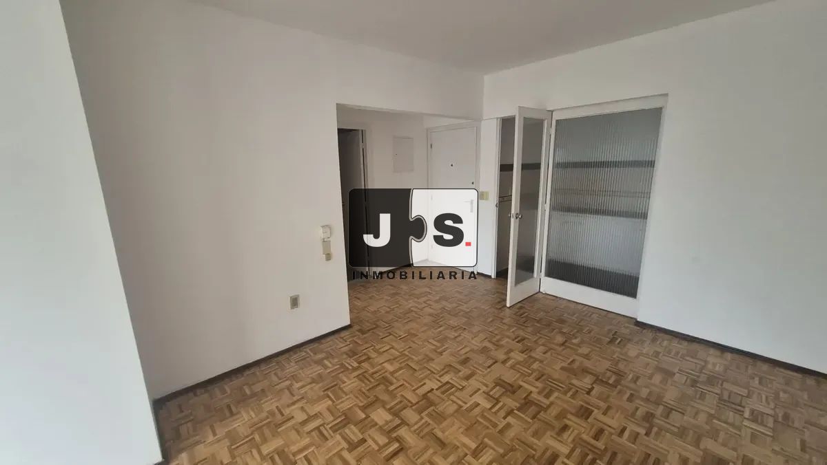 Alquiler de apartamento de 1 dormitorios en el Centro · Foto 2