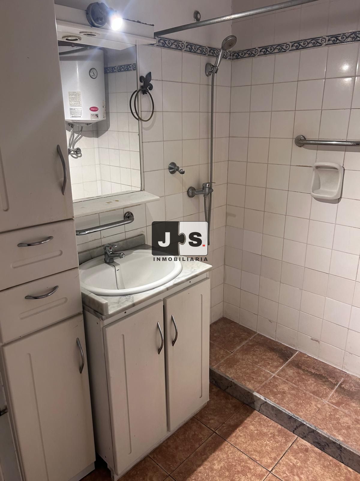 Alquilo apartamento 2 dormitorios Zona Centro · Foto 8