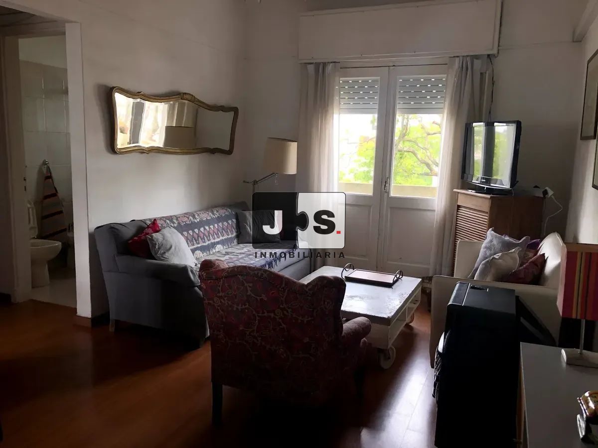 Alquiler de apartamento de 2 dormitorios en Punta Carretas · Foto 1